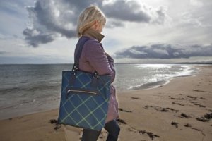 Read more about the article J&L Tweed- Tote Bag