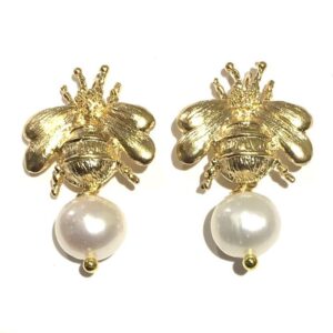 Read more about the article Peyton William Jewelry – Lucky Bee Earrings