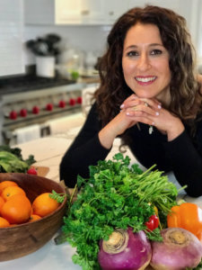 Read more about the article Esther Blum – Integrative Dietitian