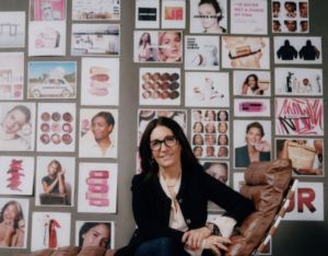 Read more about the article Featured VentureMom Bobbi Brown – Jones Road Beauty